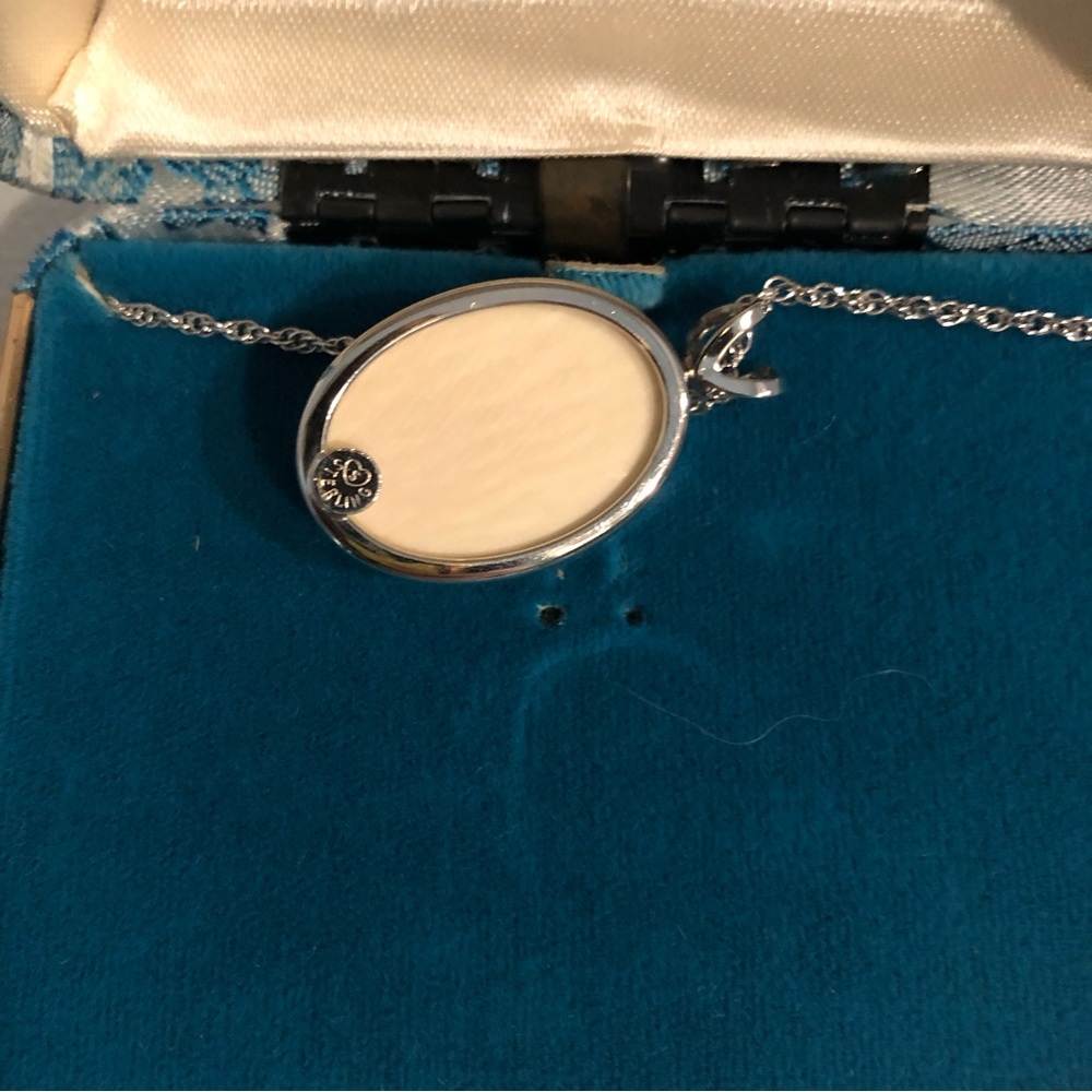 Vintage Sterling Scrimshaw Bicentennial Necklace WITH BOX & PAPERWORK - Picture 6 of 7